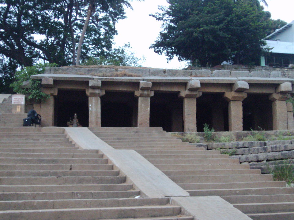 Photo of Among the Ruins. Backpacking to the amazing Hampi 3/32 by devjani.ghose