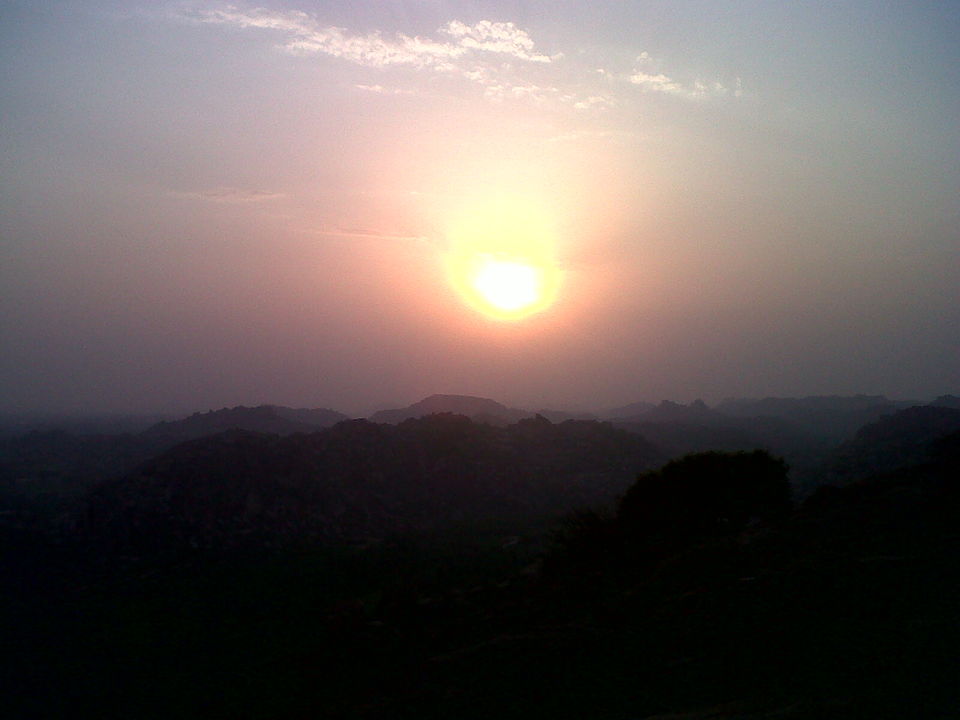 Photo of Among the Ruins. Backpacking to the amazing Hampi 31/32 by devjani.ghose