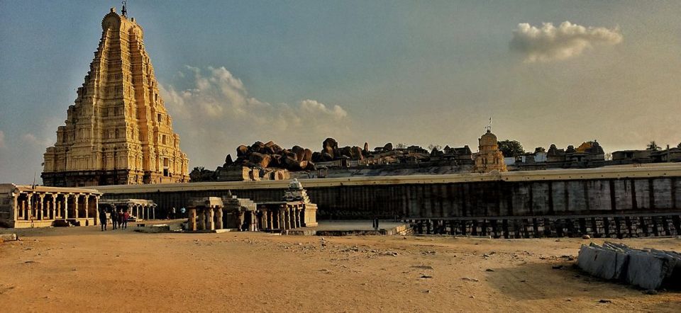 Photo of Hampi : A journey to the lost kingdom - Part 1 by Our Backpack Tales