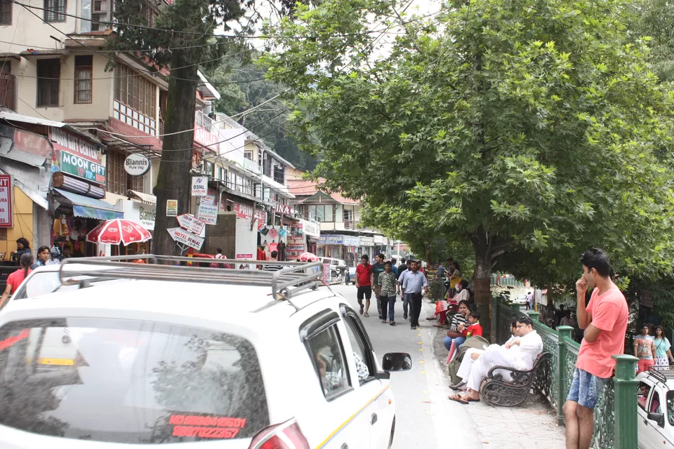 Photo of Mall Rd, Mall Rd, Mallital, Nainital, Uttarakhand, India by Vishal Tangirala