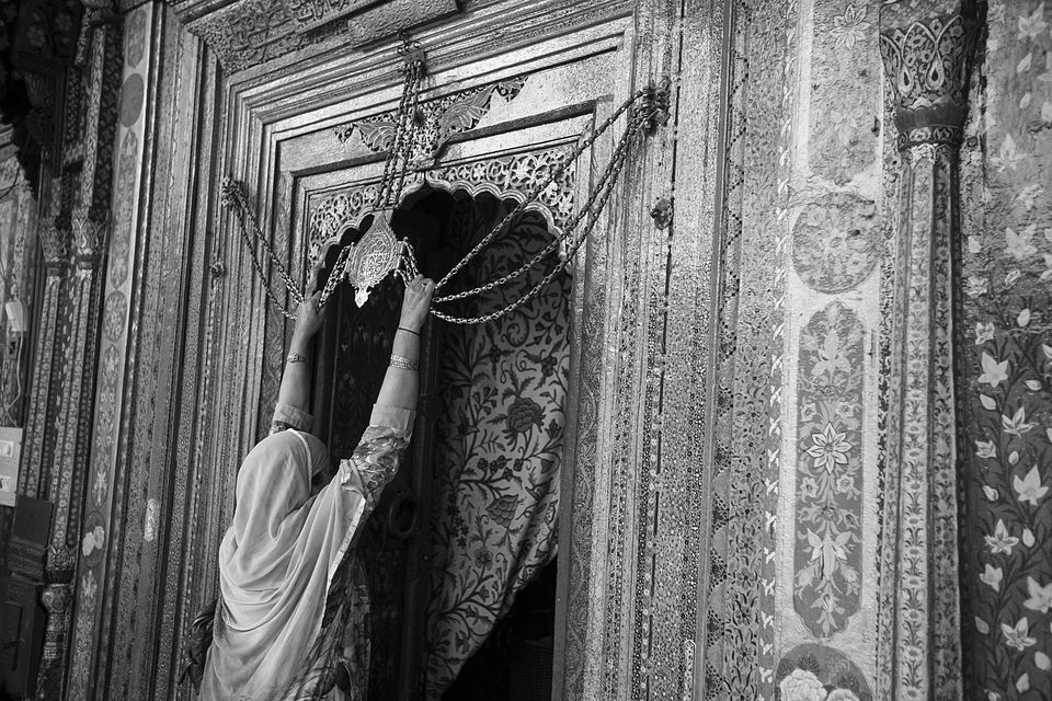 Photo of On the Sufi trail in Srinagar 7/14 by Mayank Soni