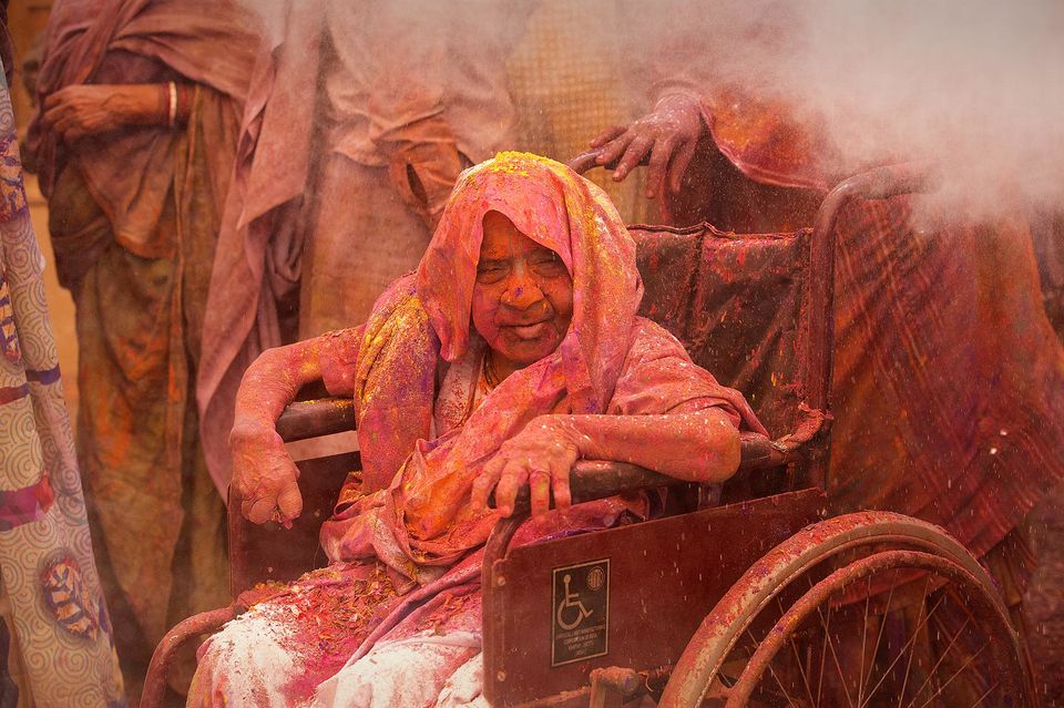 Photo of The most beautiful Holi celebrations of Vrindavan 3/10 by Mayank Soni