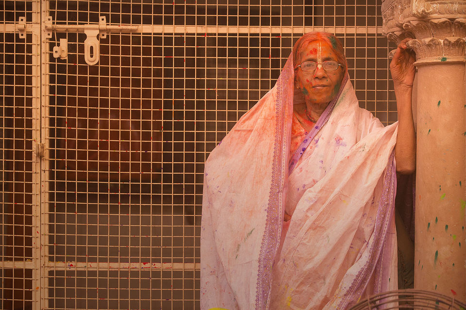 Photo of The most beautiful Holi celebrations of Vrindavan 7/10 by Mayank Soni