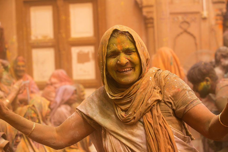 Photo of The most beautiful Holi celebrations of Vrindavan 8/10 by Mayank Soni
