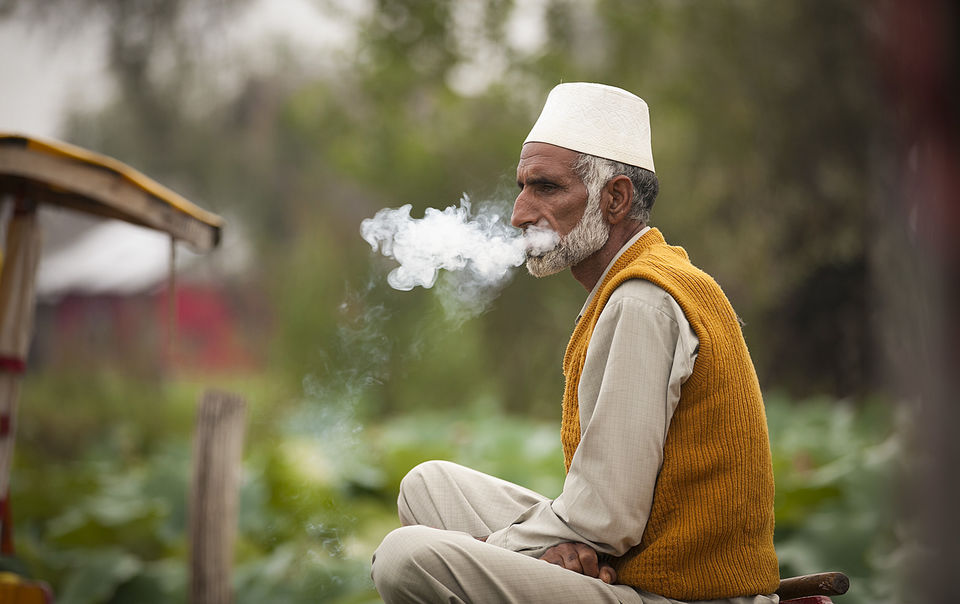 Photo of Kashmir's famous floating market 8/10 by Mayank Soni