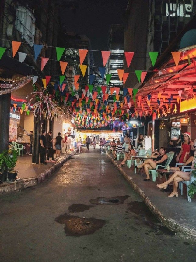 Photo of 13 Things To Know Before You Visit Thailand 5/7 by My Right Sock