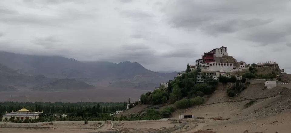 Photo of Day wise itinerary to Kashmir & Ladakh with 4 friends, 9 days @ INR 18,500 per person by Rahat Sareen