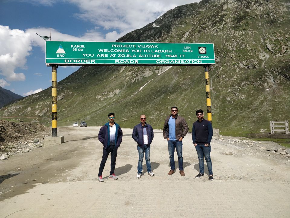Photo of Day wise itinerary to Kashmir & Ladakh with 4 friends, 9 days @ INR 18,500 per person by Rahat Sareen