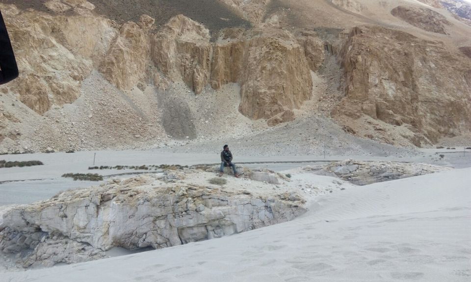 Photo of Ladakh - Journey through passes 46/53 by Subodh Painuly