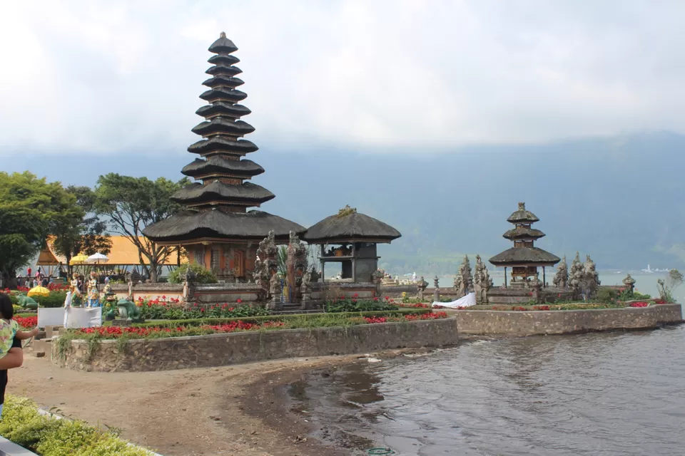 Photo of Ulun Danu Beratan Temple, Danau Beratan, Candikuning, Tabanan Regency, Bali, Indonesia by Angela Varghese
