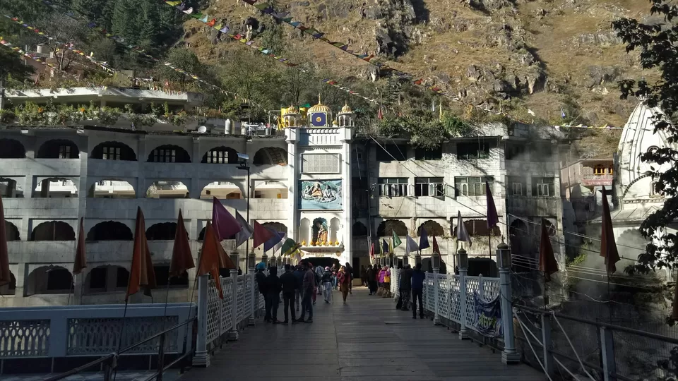 Photo of Manikaran, Himachal Pradesh, India by Saswat Mishra
