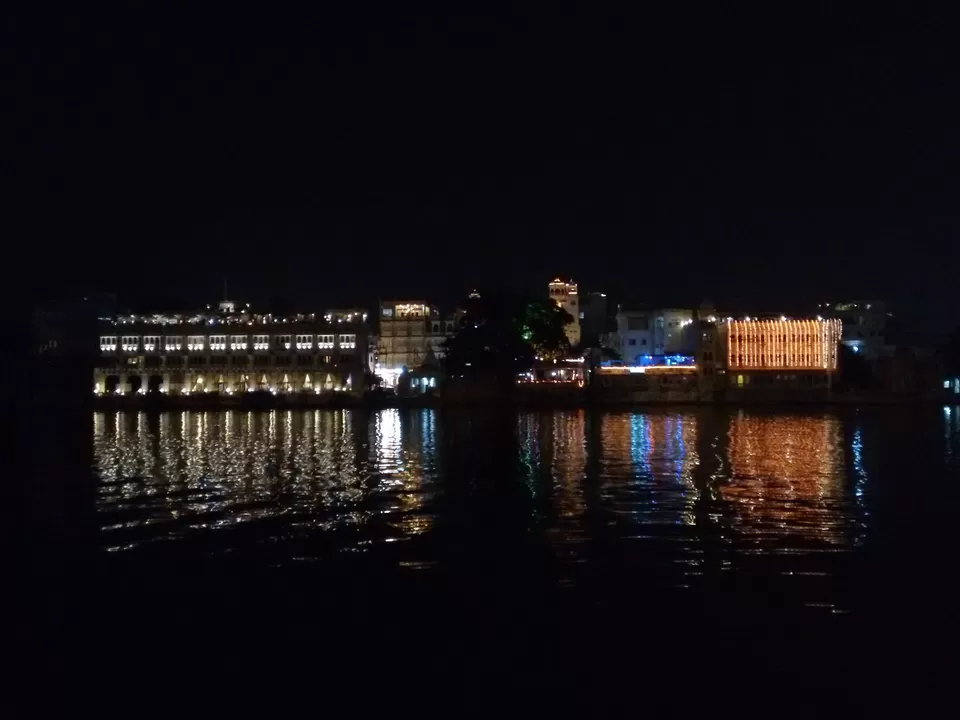 Photo of Reflection of Jagmandir by Satyam Kumar