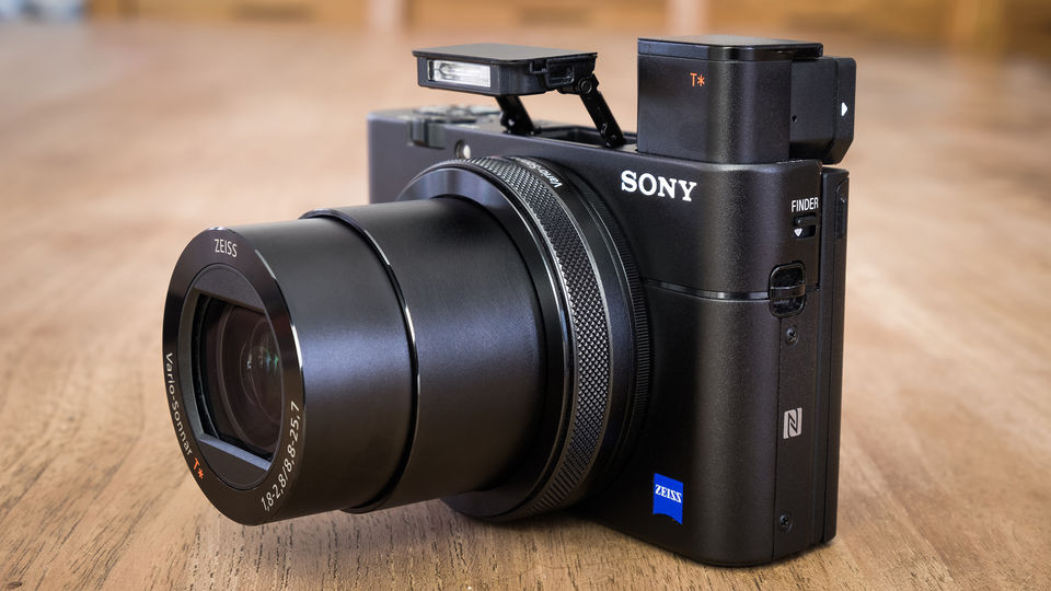 Photo of 5 Best Travel #Cameras Every #Traveler Must Have 3/6 by Aditya Samadhiya