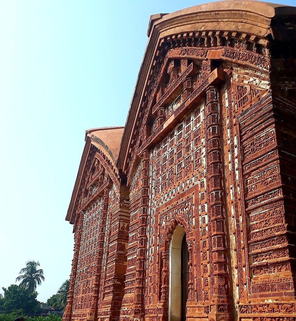 Photo of Jor Bangla Temple, Rajdarbar, Dalmadal Para, Bishnupur, West Bengal, India by The Rooted Nomads (Ria Chaudhury)