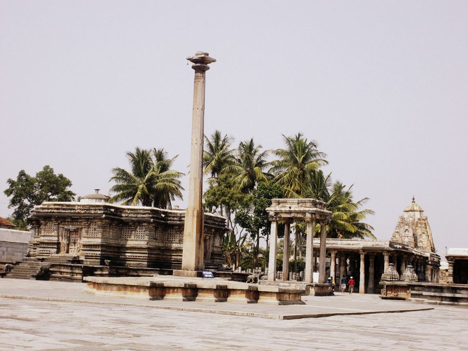 Photo of Sravanabelagola: Solo Indian Woman Tripping V2.0 10/16 by Masala Foie Gras