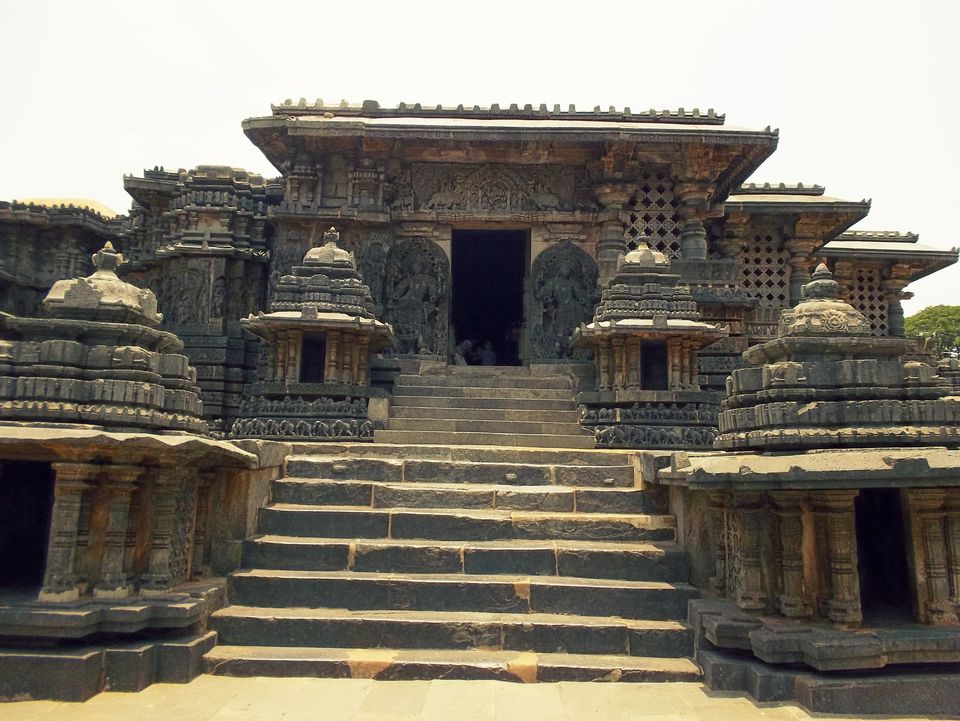 Photo of Sravanabelagola: Solo Indian Woman Tripping V2.0 16/16 by Masala Foie Gras