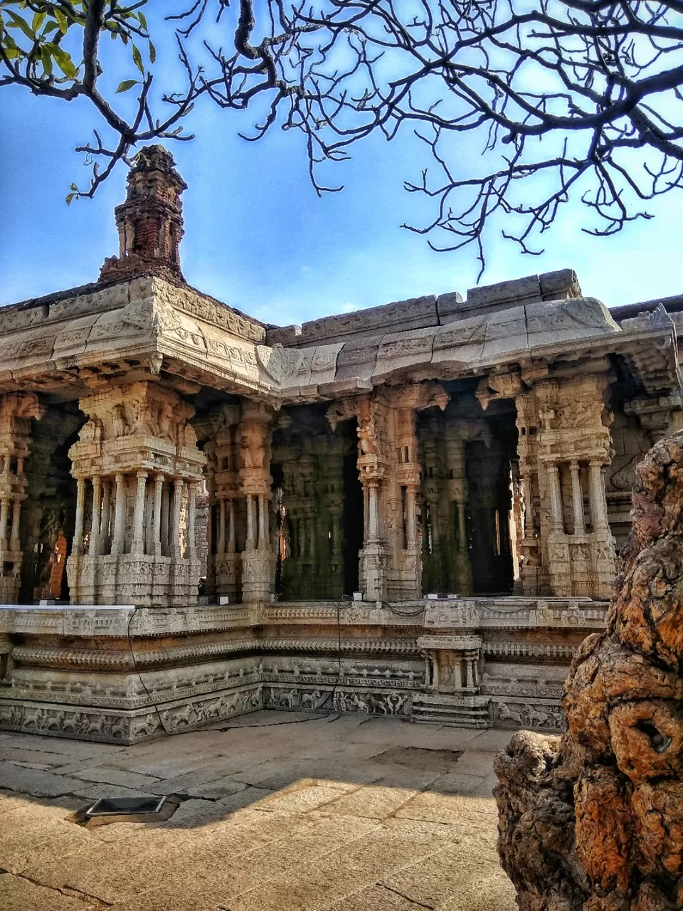 Photo of Vitthala Temple, Hampi, Karnataka, India by Sachin Shari