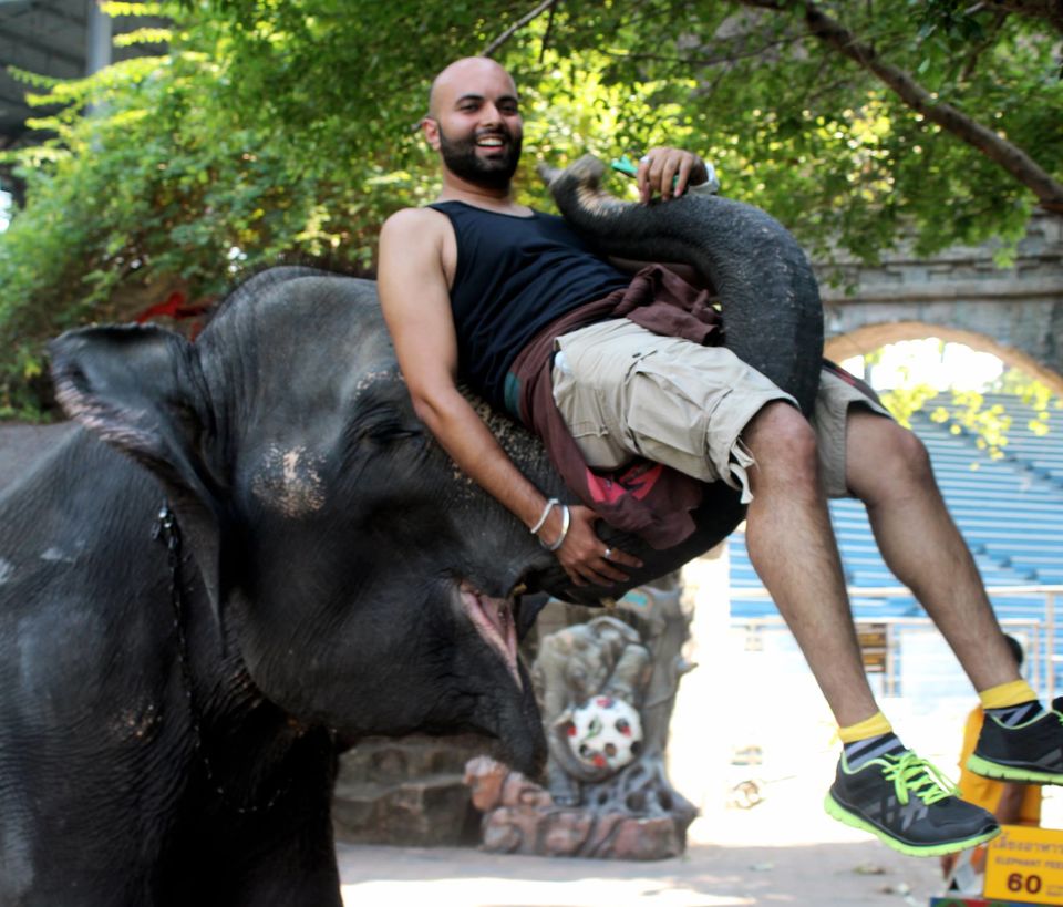 Photo of 8 Modern Stories Of Indian Wanderers Who Refuse To Quit Their Jobs To Travel 4/7 by Himani Khatreja