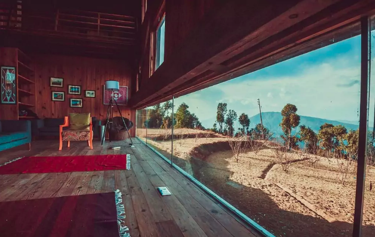 Photo of Planning A Trip To The Hills With Your Friends This Summer? Here Are The 5 Best Airbnbs In India 10/10 by Himani Khatreja
