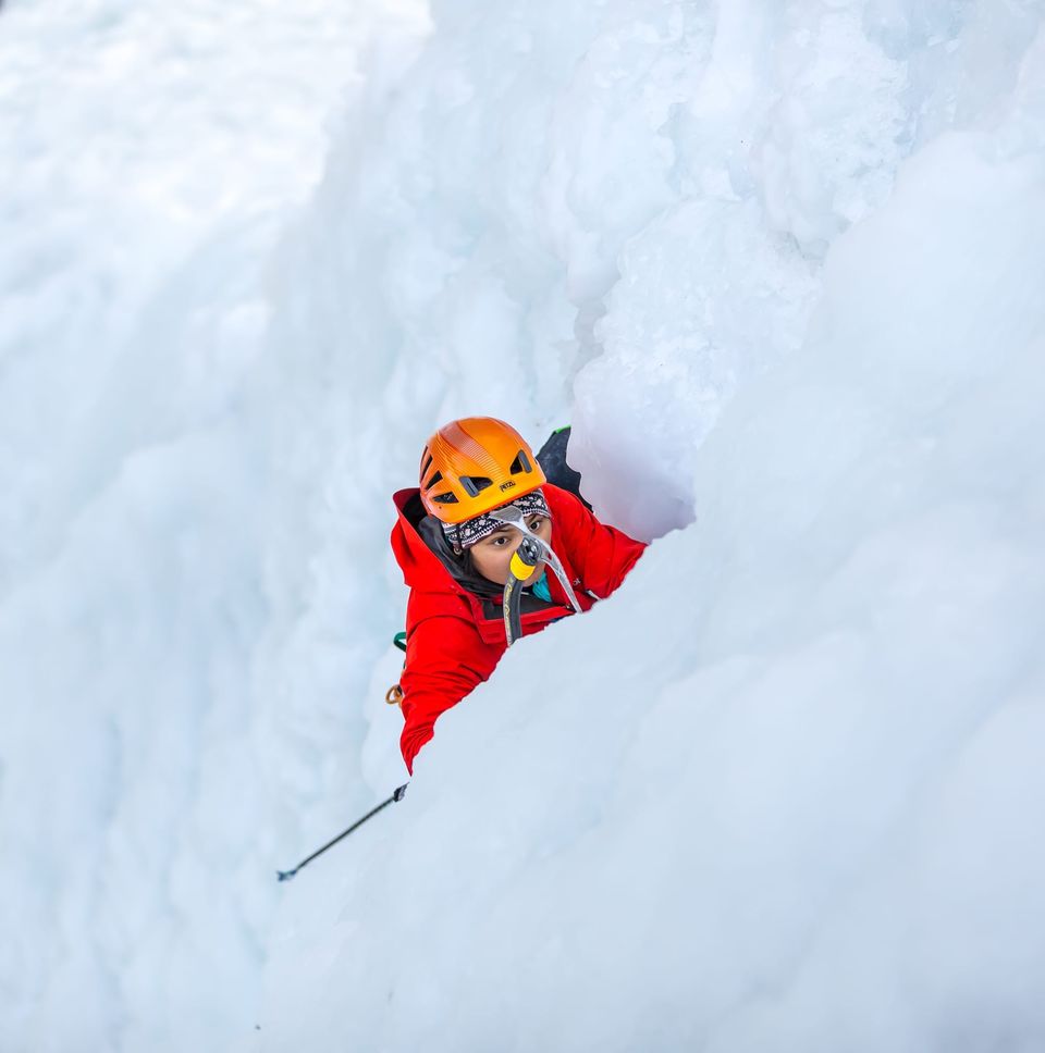 Photo of This Badass Pahadi Girl Climbs Frozen Waterfalls For A Living 3/3 by Himani Khatreja