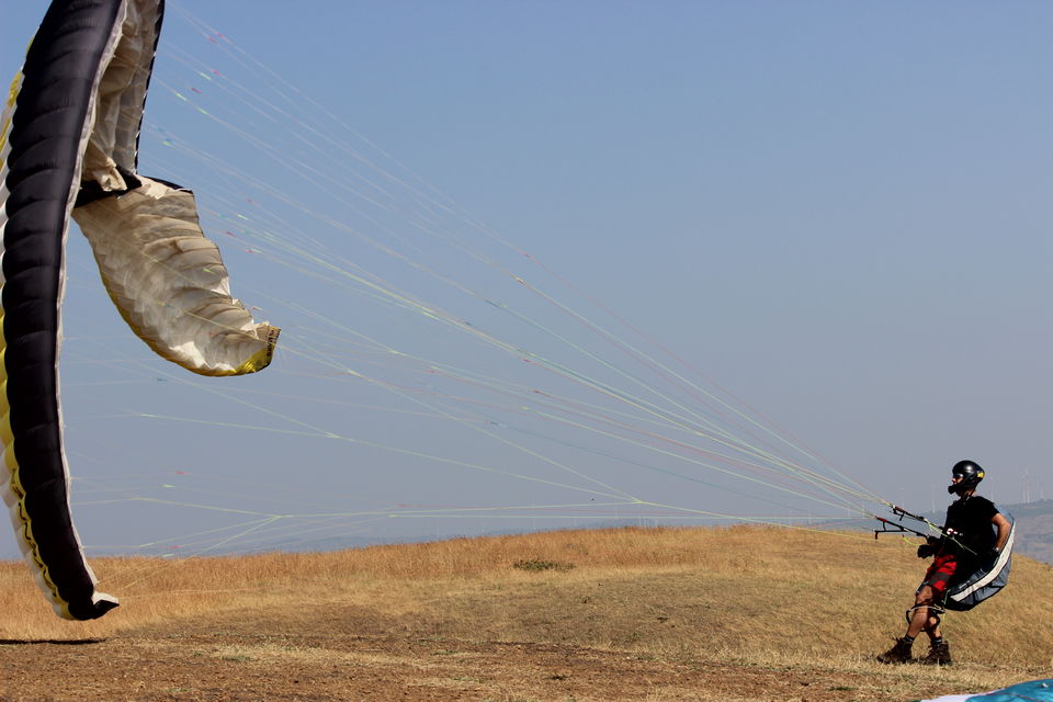 Photo of Bird's eye view in Kamshet (Paragliding)!! 16/21 by Raunaq Deo