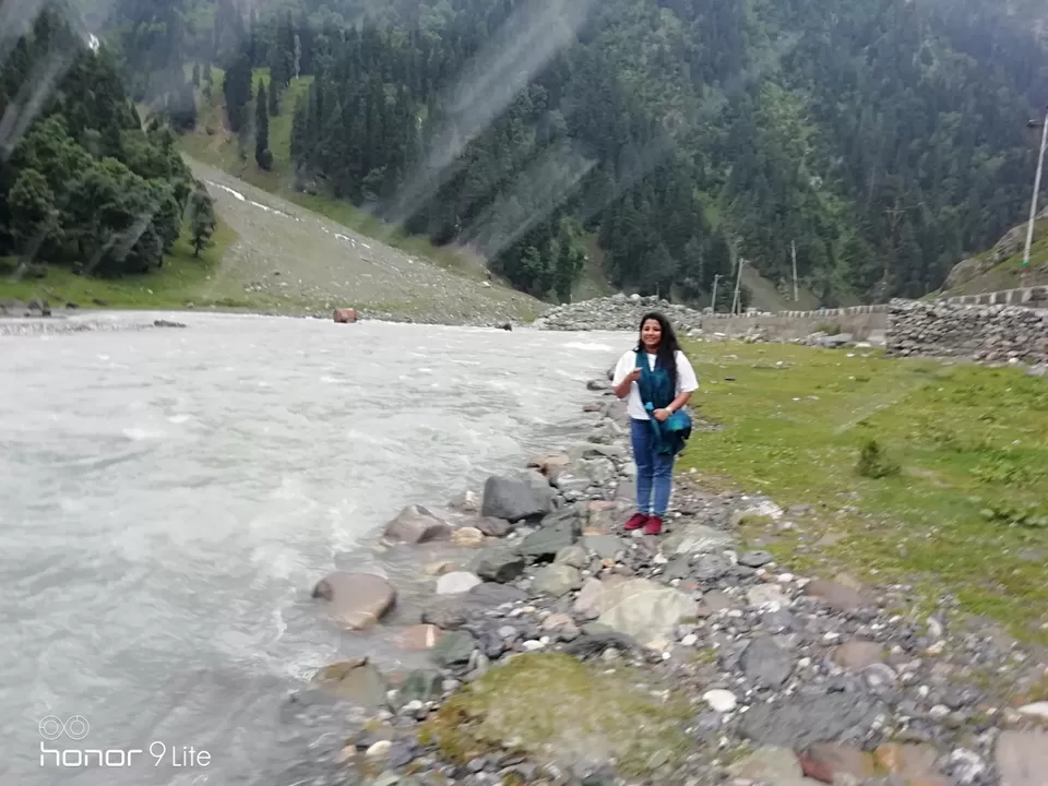 Photo of The hangover of this state will last for lifetime. My god kashmir you are the synonym of heaven by Ena Kashyap
