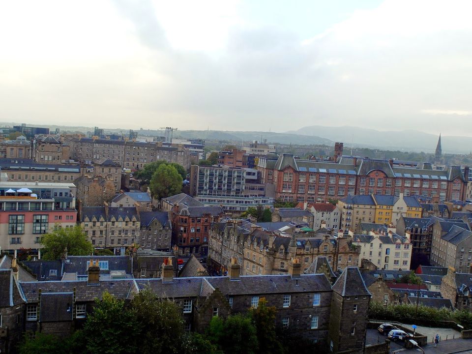 Photo of Edinburgh, United Kingdom by Lynette Tan