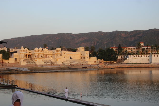 Photo of Pushkar – a small hippie town bordering the Thar Desert 3/4 by Preeti Chaudhary