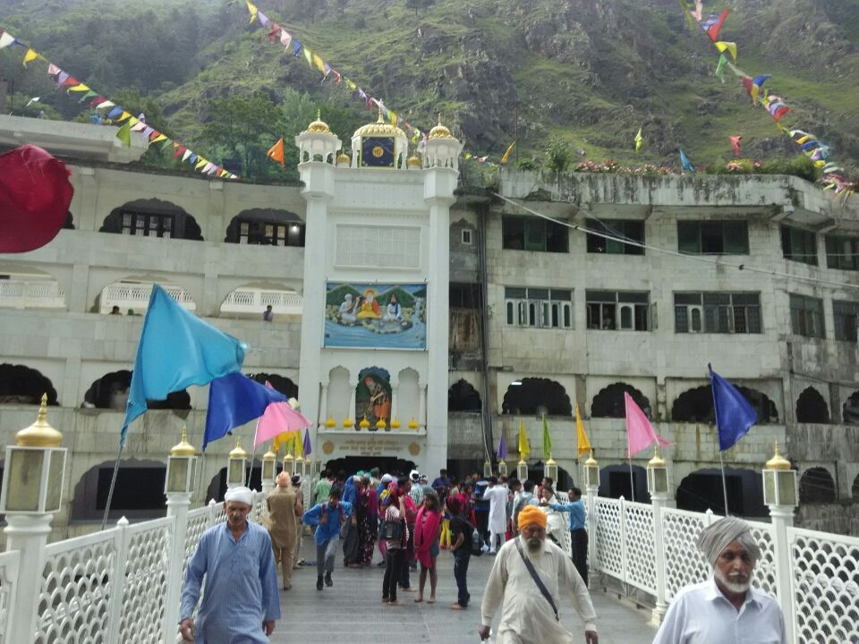 Photo of Himachal Pradesh, India by Nishant Verma