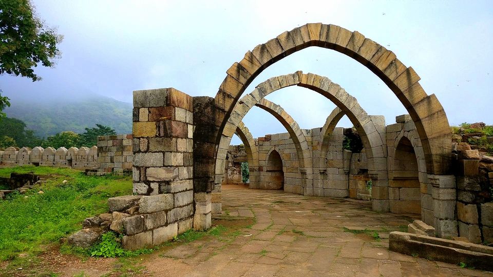 Photo of Champaner Pavagadh - Gujarat, India by currylines