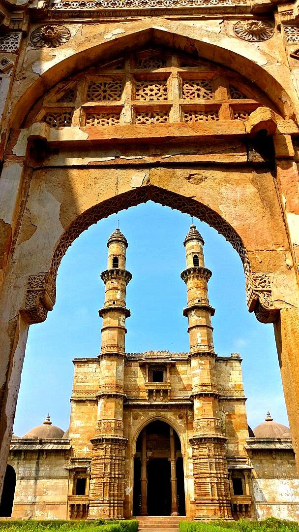 Photo of Champaner Pavagadh - Gujarat, India by currylines