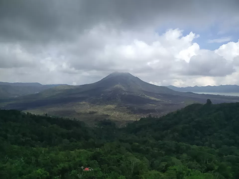 Photo of Mount Batur, South Batur, Bangli Regency, Bali, Indonesia by Pratik Shah
