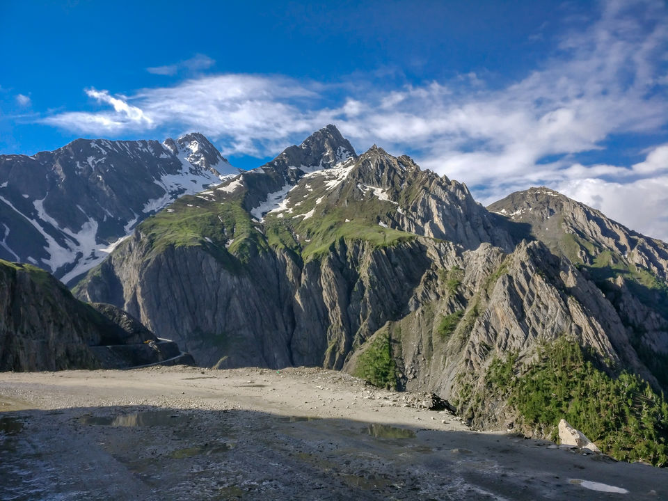 Photo of Ride to the Himalayas on a Royal Enfield Bullet 2/3 by Saurabh Sathe