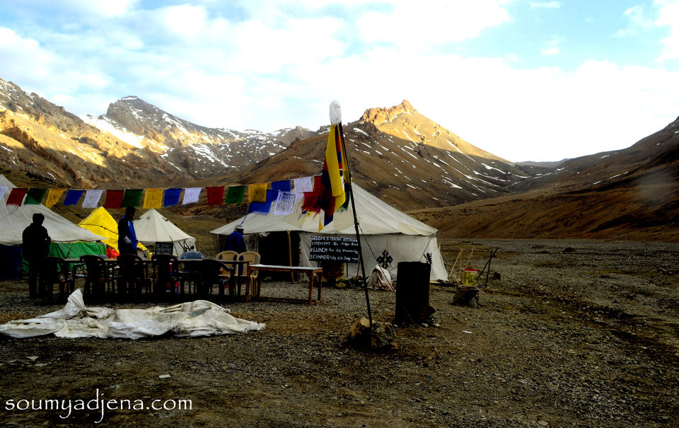 Photo of A Tale of two mountain passes – Mountain biking from Rohtang to Baralacha La,Himachal 3/22 by Soumya Jena
