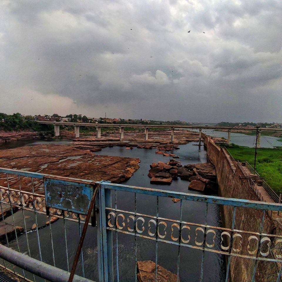 Photo of Kota Barrage, Kota, Rajasthan, India by Vignesh Ramanan