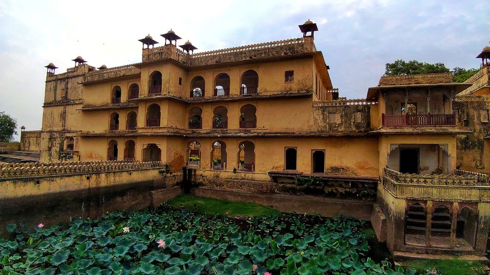 Photo of Abhera Palace, Rajasthan, India by Vignesh Ramanan