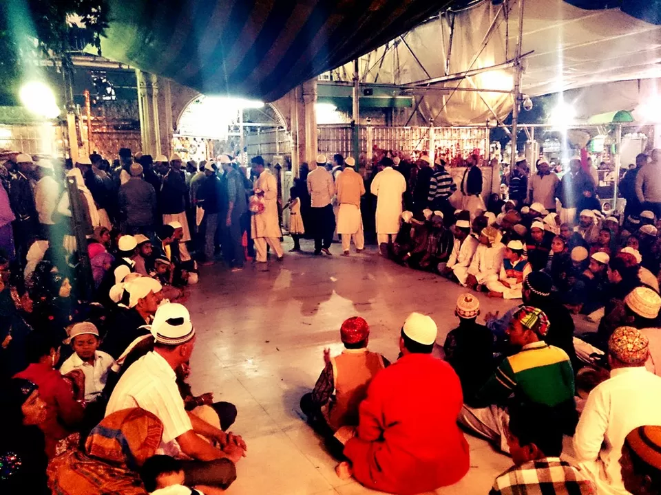 Photo of Amdavad Ni Gufa, Ahmedabad, Gujarat, India by Miles 2 Smile