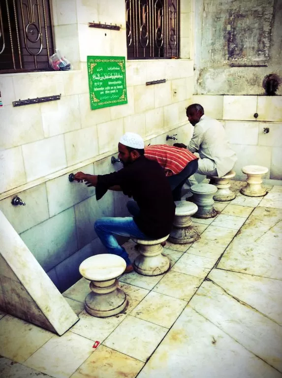 Photo of Amdavad Ni Gufa, Ahmedabad, Gujarat, India by Miles 2 Smile