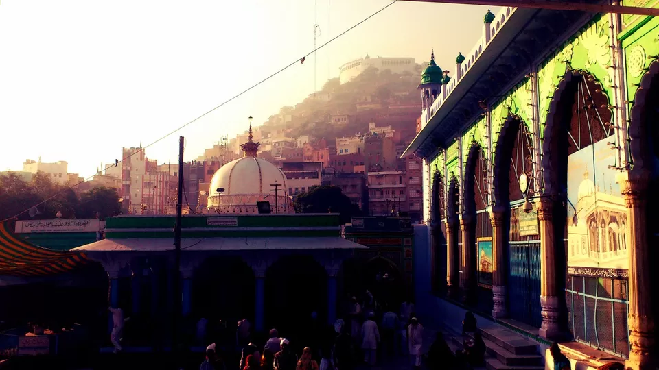 Photo of Amdavad Ni Gufa, Ahmedabad, Gujarat, India by Miles 2 Smile