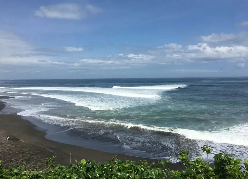 Photo of Balian Beach, Lalanglinggah, Tabanan Regency, Bali, Indonesia by Rachael Pereira