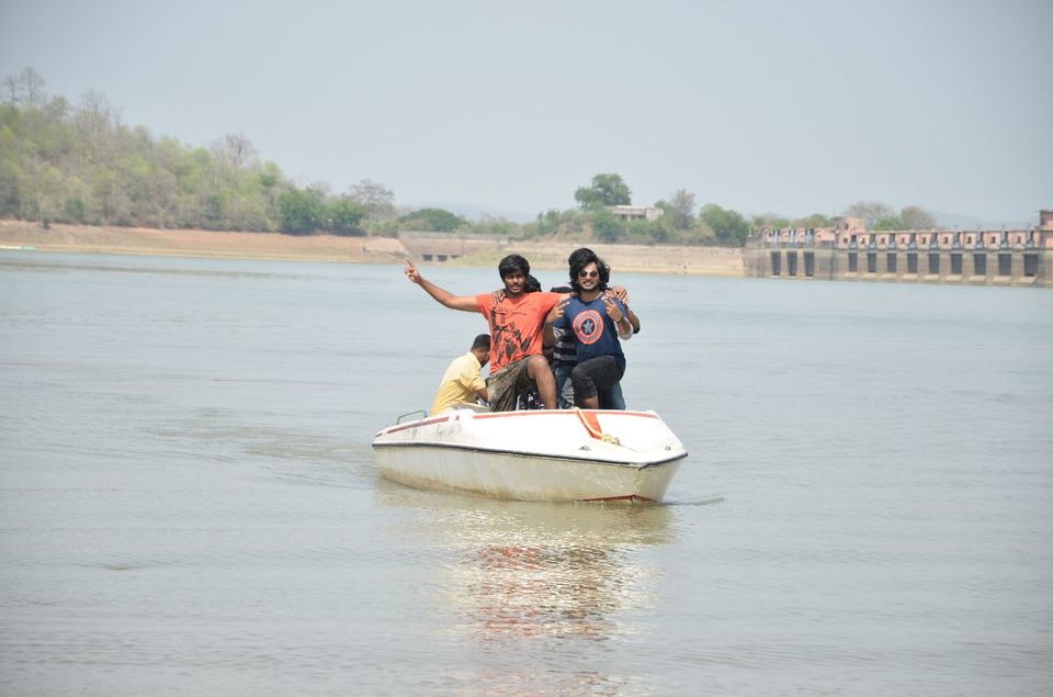 Photo of Kadem River, Adilabad, Telangana, India by Srikanth