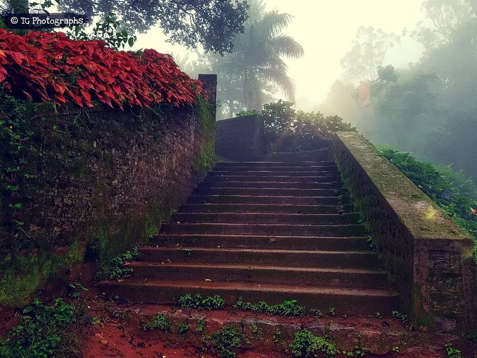Photo of Raja's Seat, Stuart Hill, Madikeri, Karnataka, India by Tushar Gupta