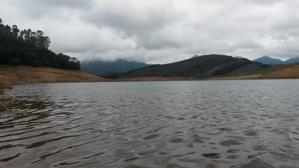 Photo of Emerald Lake, Tamil Nadu by Munjal Desai