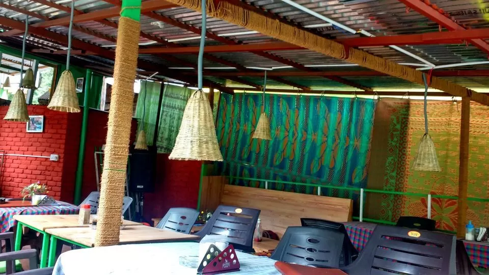 Photo of Cafe Evergreen, Manu Temple Road, Old Manali, Manali, Himachal Pradesh, India by Nancy Johri