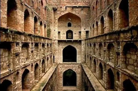 Photo of Agrasen ki Baoli, Hamdard Nagar, Vakil Lane, Mandi House, New Delhi, Delhi, India by Udit Gulati (Mysterious Traveller)