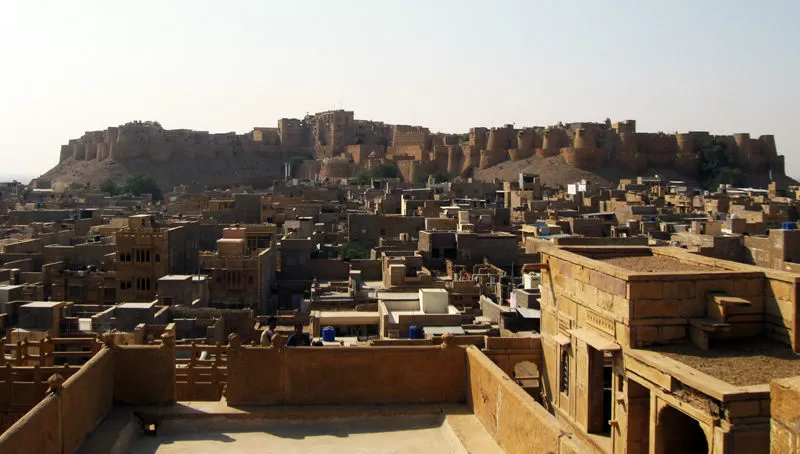 Photo of Patwon Ki Haveliyan, Amar Sagar Pol, Jaisalmer, Rajasthan, India by The Compulsive Traveller