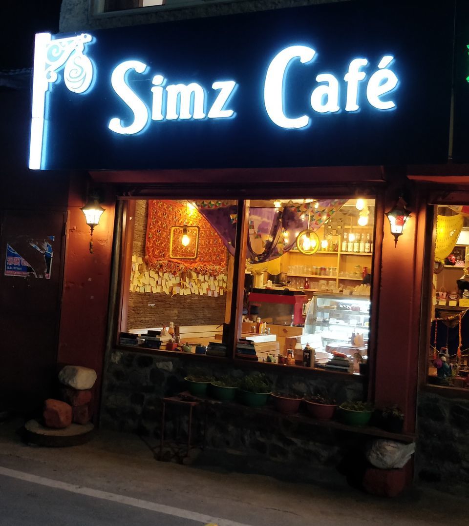 Photo of Simz Cafe - Cafe and Restaurants in Nainital, Thandi Road, Tallital, Nainital, Uttarakhand, India by Nidhi Gupta
