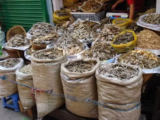 Photo of Bara Bazar, Shillong, Meghalaya, India by Richa Gupta