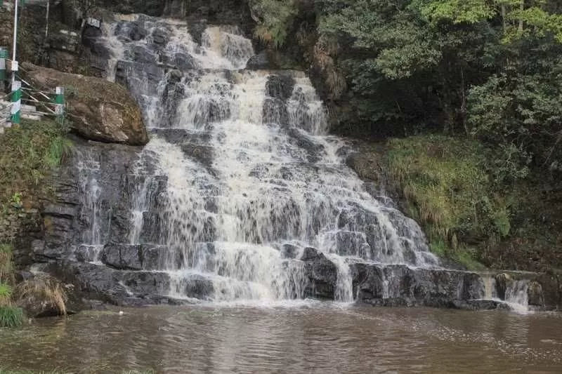 Photo of Elephant Falls, Laitmynsaw, Shillong, Meghalaya, India by Richa Gupta