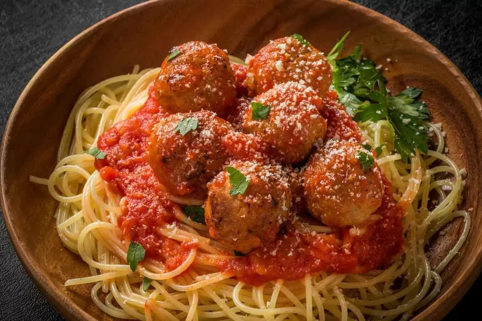 Photo of Bologna, Italy by Palak Doshi